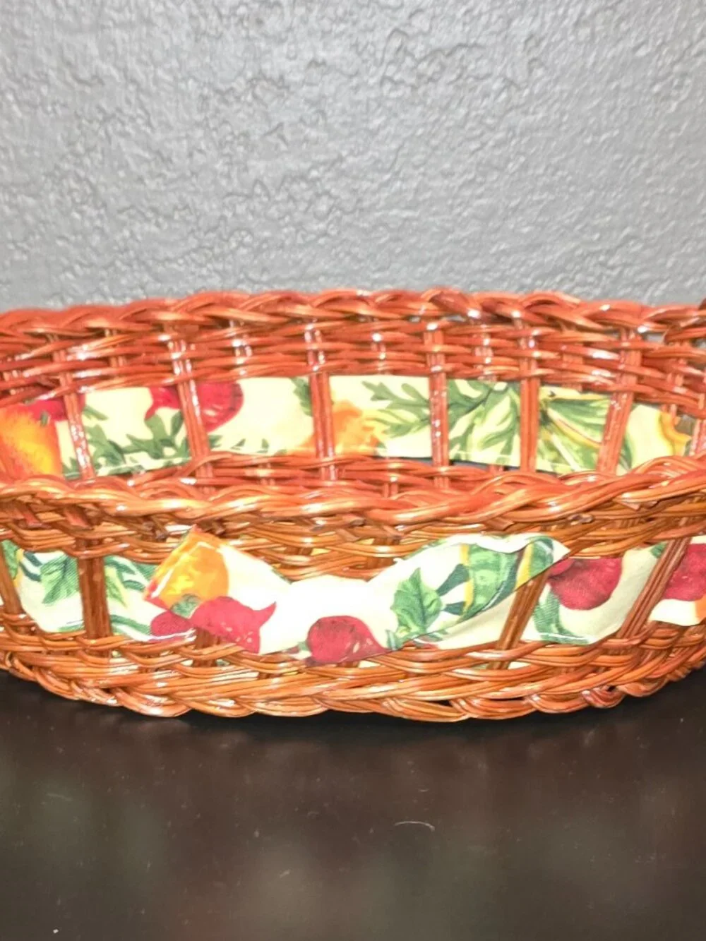 Woven Wicker Oval Bread Fruit Basket Vegetable Print Fabric Liner Kitchen Decor